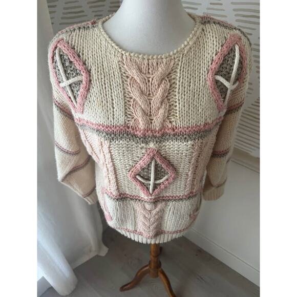 Vintage Le Pull-Over by Irene Leung Small Knit Cream Pink Shoulder Pad Sweater - Picture 7 of 8